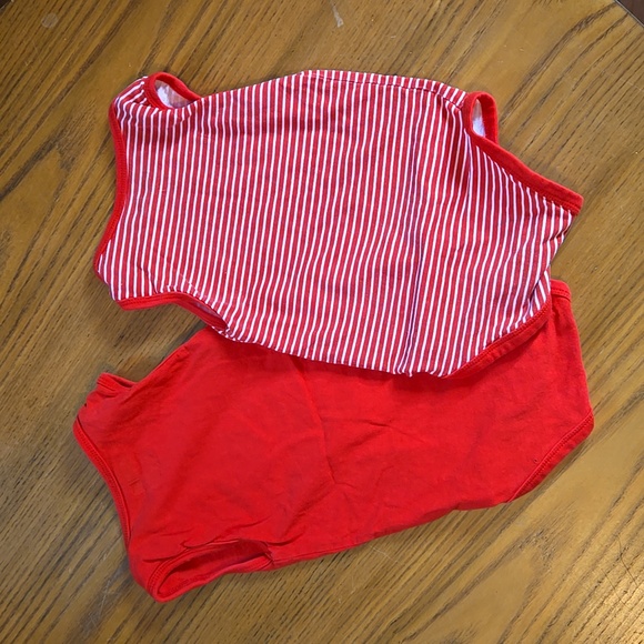 12mo Puma onesies - Picture 4 of 5